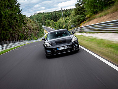 Récord en Nürburgring de un Porsche Panamera